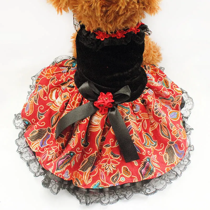 

Armi store Lace Patterns Dog skirt Princess Dress For Dogs 71023 Pet Fashion Vintage Clothing