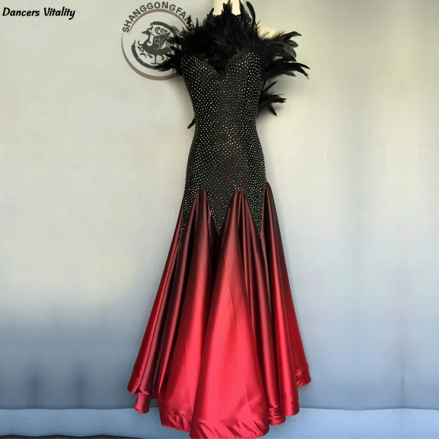 

Women Performance latin dance Waltz Tango Dance Dress Chicken Feather Latin Dress Crystal Stones Cha-Cha Dance Ballroom Dress