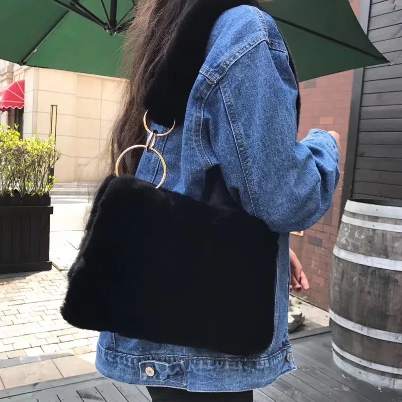 fashion-winter-faux-fur-women-designer-shoulder-bag-female-clutch-envelope-bags-plush-purse-sling-messenger (2)