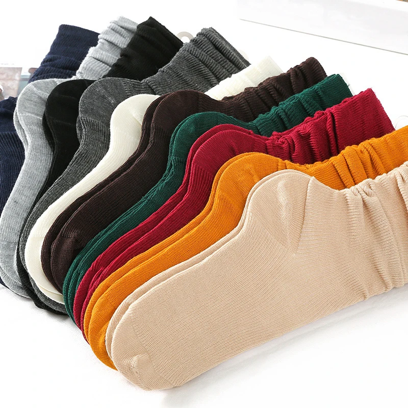 

New Harajuku Retro Women Sock Lady Cotton Softable Loose Socks Korean Designer Christmas Winter Casual Free Size Accessories