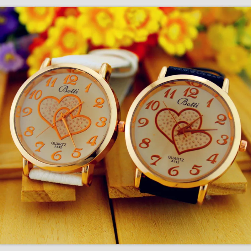 Новые Элегантные модные женские часы с сердечком, кожаные женские часы, аналоговые кварцевые часы для женщин и мужчин, повседневные наручные часы