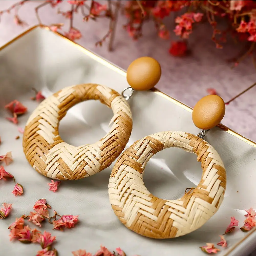 

2019 Boho Geometric Drop Earrings Handmade Rattan Weave Chand Dangle Earrings Vintage Wooden Straw Round Square Earring Jewelry