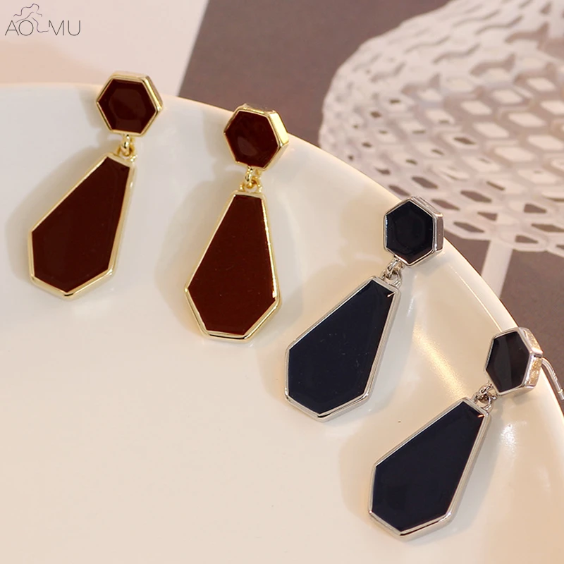 

AOMU New S925 Hypoallergenic Silver Pin Enamel Vintage Geometric Irregular Metal Drop Earrings for Women Girl Fashion Jewelry