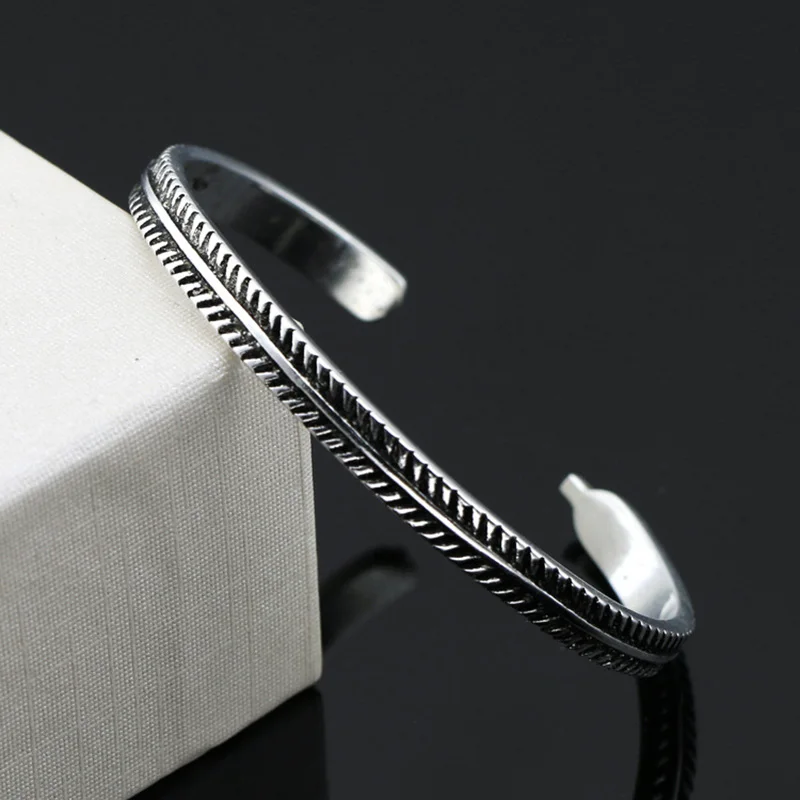 Bracelet jewelry XIYANIKE Silve plated silver color vintage decorative leaves pattern open bracelet bangle for women men