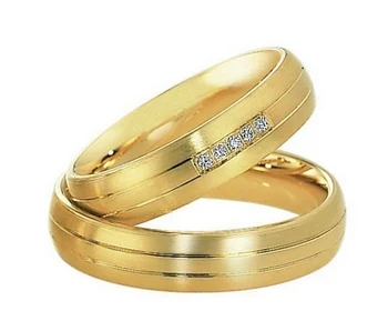 

custom yellow Gold Plating health titanium gold his and her couples rings sets for wedding