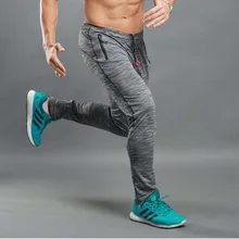 Для мужчин летняя детская одежда спортивные штаны для бега Штаны Для мужчин Фитнес Штаны впитывает пот и Штаны Jogger спортивне штаны облегающие штаны для йоги
