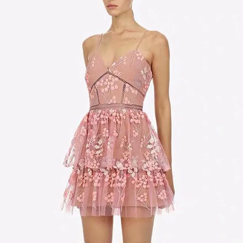 Высокое качество Автопортрет элегантная петлевая вышивка Цветочная мини-платье летние женские розовые винтажные вечерние платья сексуальное кружевное платье на бретелях