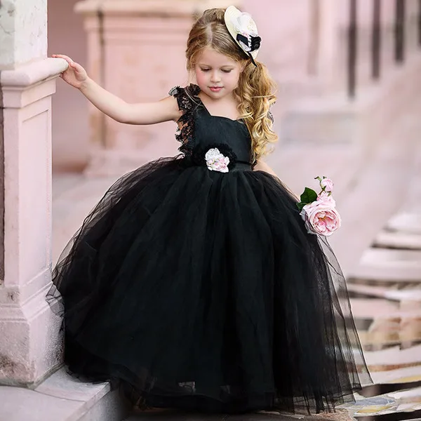 Black Ball Gown Flower Girls Dresses Puffy Tulle lace cap sleeves Open Back 2018 Cheap Girls Pageant Dresses for Gothic kid wedding gowns