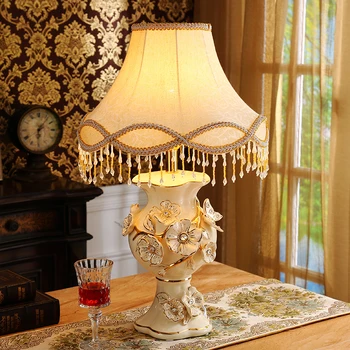 

European style luxury bedroom table lamps bedside lamp ceramic creative romantic villa wedding wedding room desk lamps ZA419501