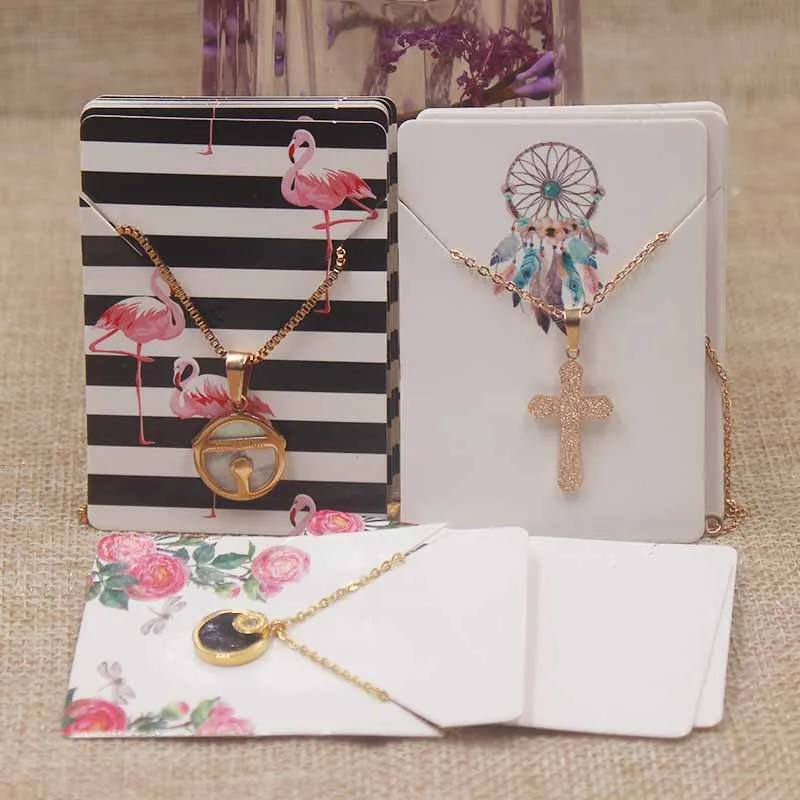

50pcs 25Card+25opp Bags Newest Arrived Popular Earring Cards Paperboard Jewelry Display Cardboard Hot Fashion Design Card 5x7cm