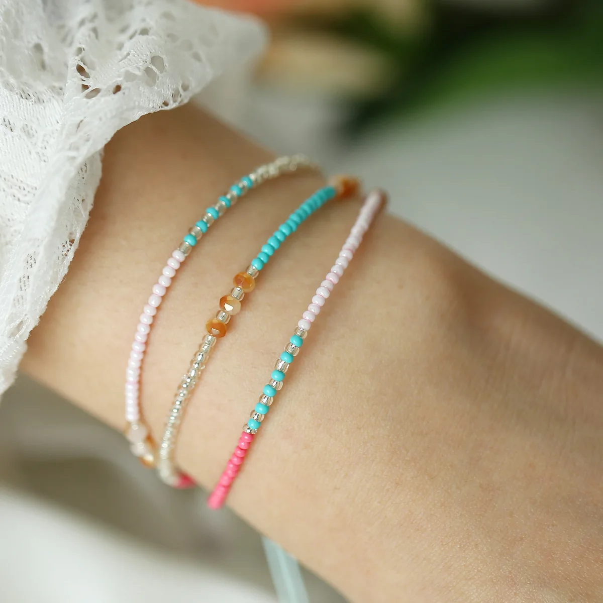 

Bohemian Beads Weave Charm Bracelets Bangle For Women Statement Small Beads Handmade Leather Rope Wrap Bracelet Fashion Jewelry