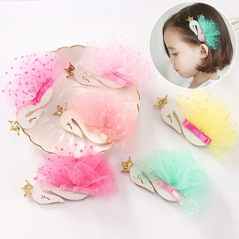 

2018 new Flamingo Children Kids 1PC Girls Hair Clips Princess Tiaras Hairpins Mesh With Sequin Crown Yarn Swan Headdress Cygnus