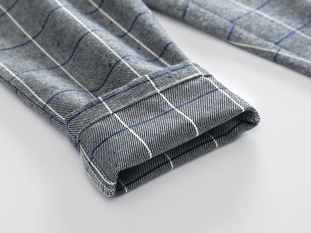 7487275955_457880003