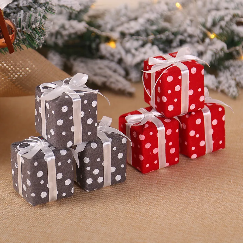 

Cute Mini Christmas Tree Ball Ornaments Xmas Red Gray Cloth Gift Boxes Hanging Pendants Home Decor Gifts Decoration Party Supply