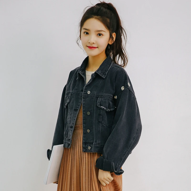 2018 Women Denim Jacket Spring and autumn Vintage Casual Long Sleeve Stretch Short Denim Jacket black and blue Coats A41
2018 Women Denim Jacket Spring and autumn Vintage Casual Long Sleeve Stretch Short Denim Jacket black and blue Coats A41
