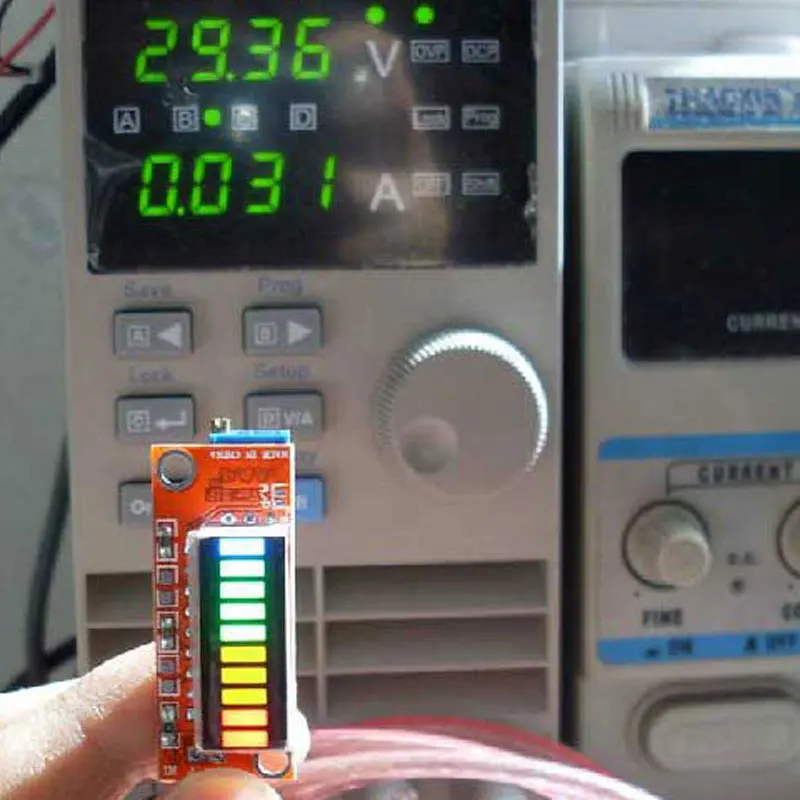 Тестер уровня батареи V3.2 цветной индикатор емкости аккумулятора измеритель с 10