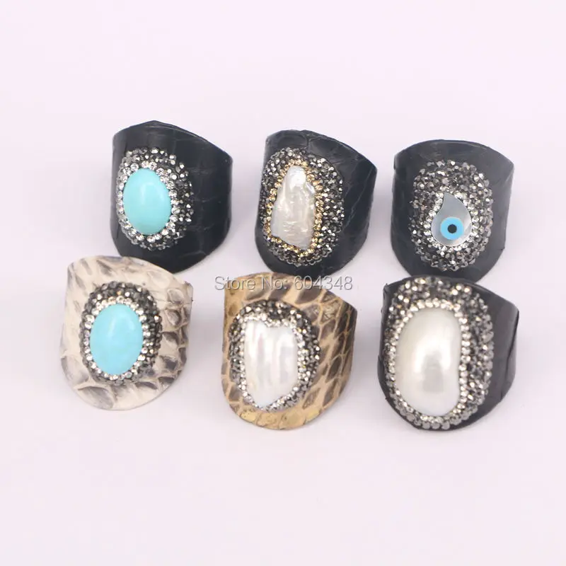 

5pcs Multi color Snake Leather Natural Shell Pearl with Crystal rhinestone paved Rings