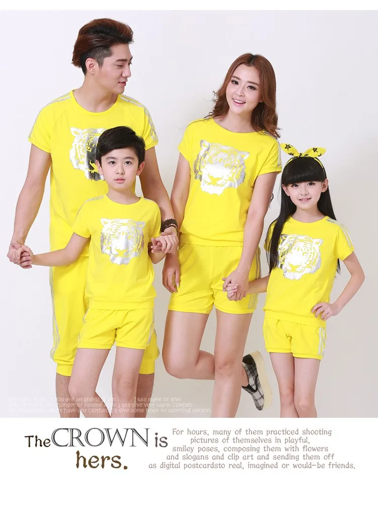 Семейная одежда вид модные золотые головы тигра с коротким рукавом футболки одинаковые костюмы мамы и дочки, папы и сына