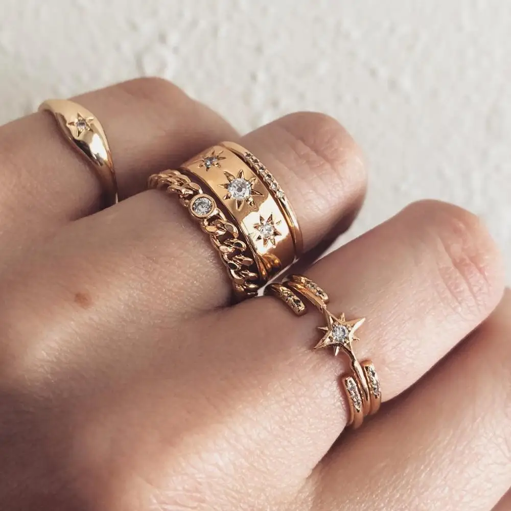 

7 Pcs/Set Woman‘S Ring Shining Star Chain Ring Combination Totem Stack Fashion Ladies Accessories The New Wedding Friends Gift