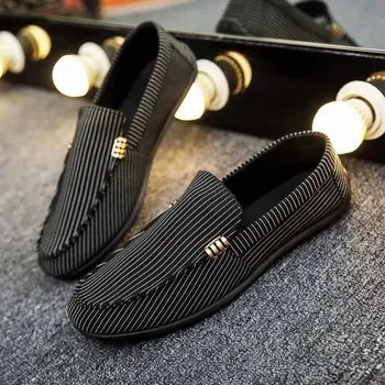 

2019 summer new trend Korean version of lazy shoes fashion bean shoes men's striped set foot shoes comfortable soft bottom