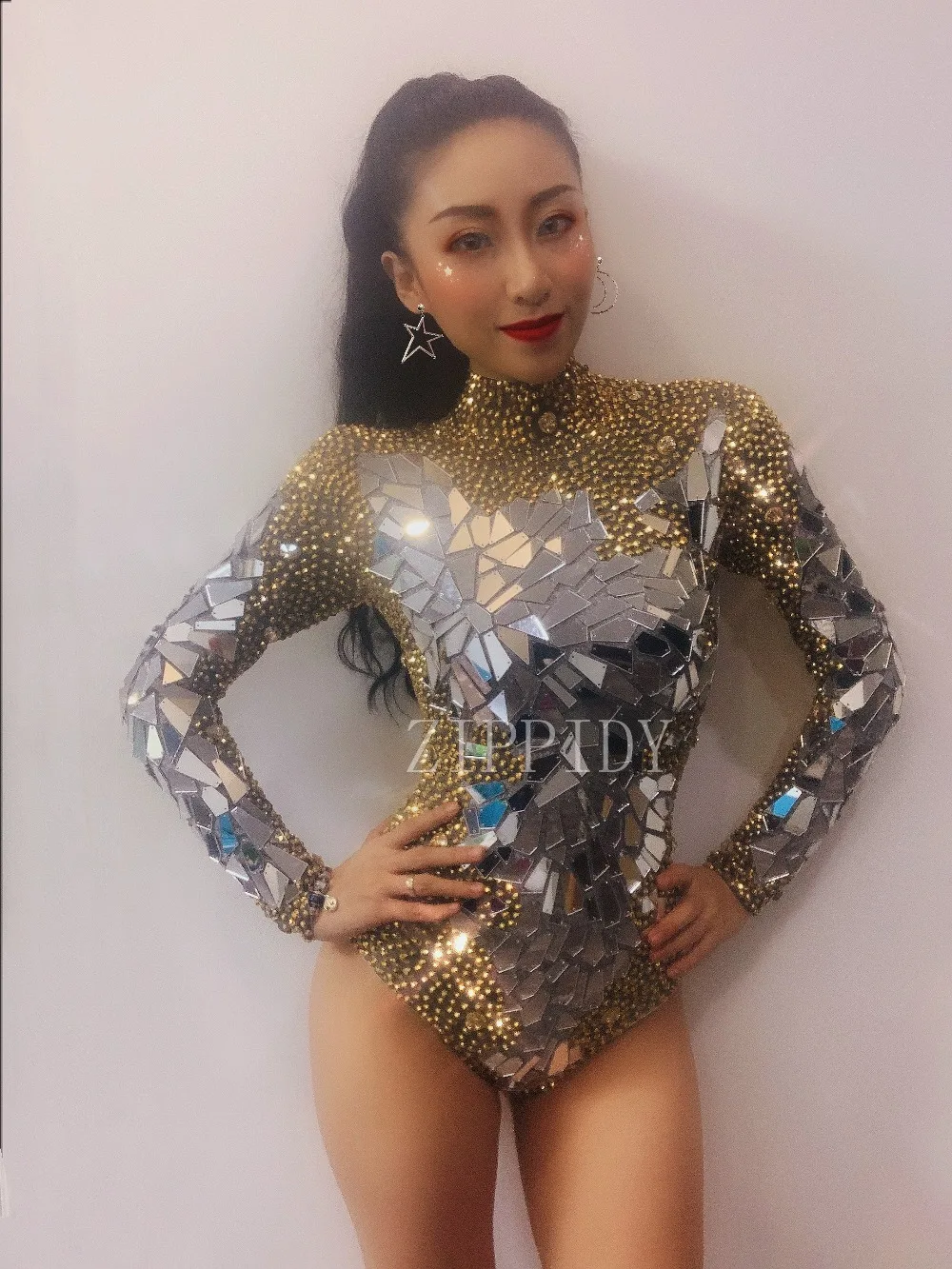 Feminina com Espelhos e Strass Festa de Aniversário Roupa Dourados Body Sexy Formatura Comemoração Festa dj Cantoras Roupas 10 Roupa feminina com espelhos e strass dourados,