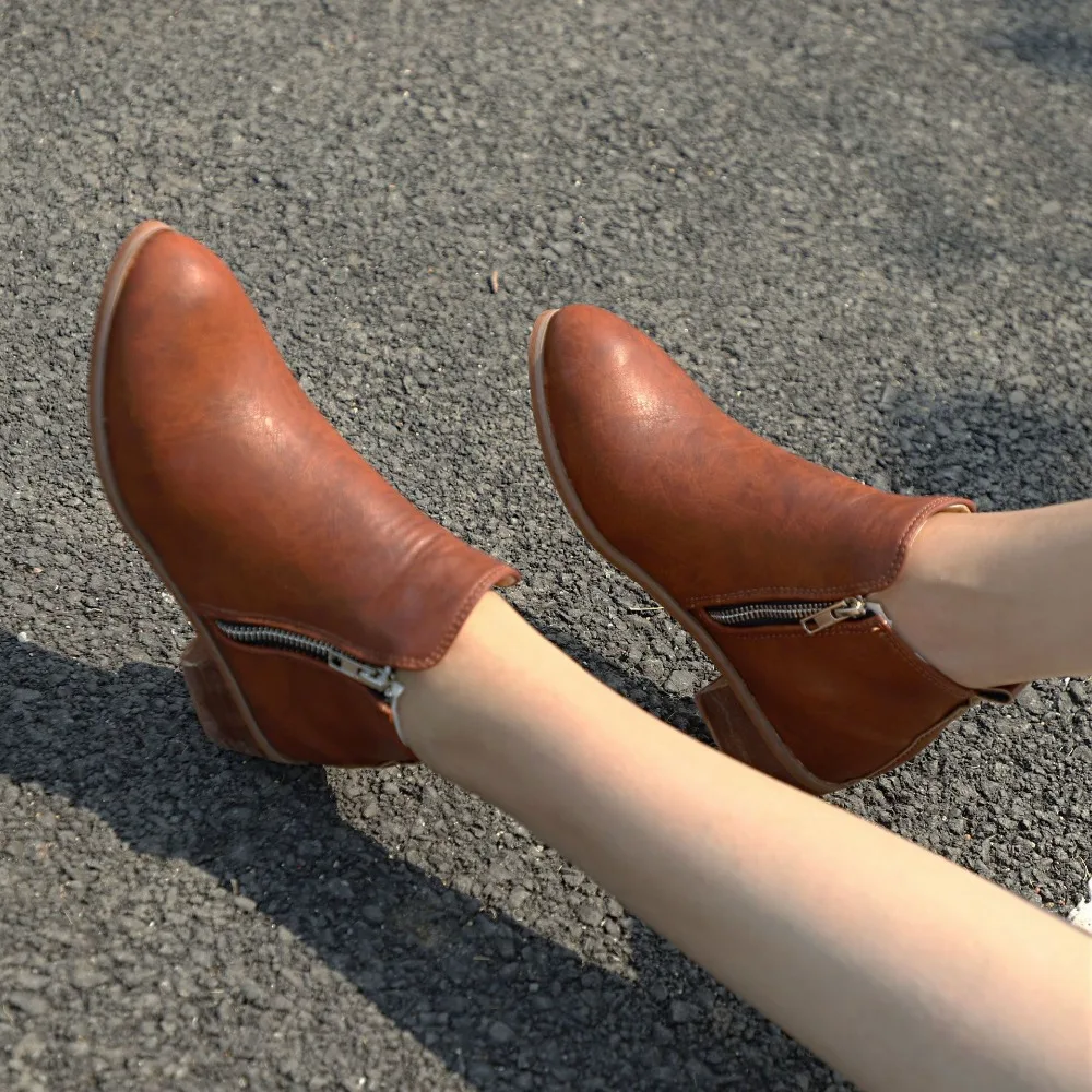 EOEODOIT/кожаные ботинки; сезон весна-осень; короткие ботильоны на среднем массивном каблуке с боковой молнией и острым носком; женские повседневные туфли-лодочки размера плюс
