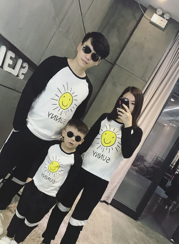 Autumn Mom and Daughter Family Matching Outfits Cartoon Sun T Shirt Fashion Casual T-shirt Father Son Tee Clothes Family Looking