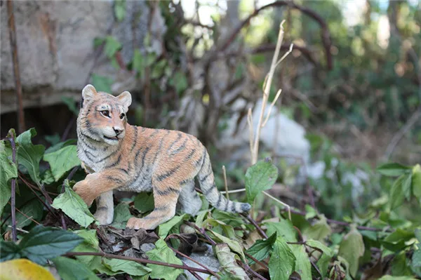 Tiger Wild Animal resin figure toy cake home office car decoration - 6