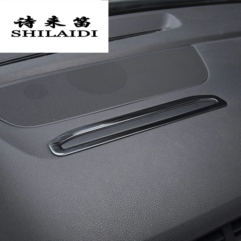 

Car Styling Interior Navigation Decorative Frame Cover sitcker strip Trim For Audi q7 2016-2018 stainless steel Auto Accessories