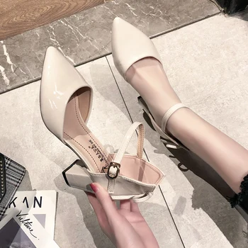 

2019 summer new wild pointed toe cap buckle with thick heel women's sandals