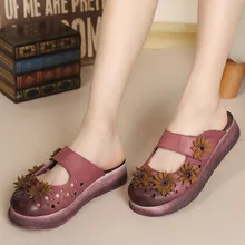 Summer Women Flat Heel Sandals Closed Toe Flower Ethnic Style Handmade Genuine Leather Personalized Women Slippers