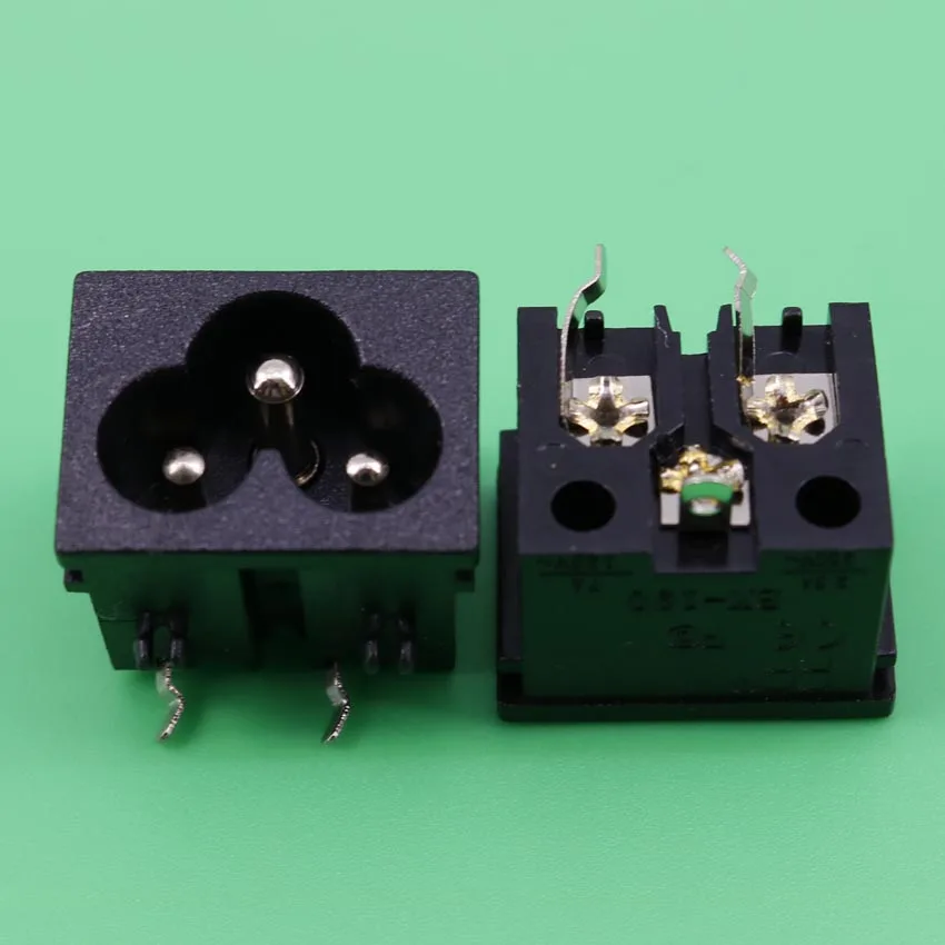 

YuXi IEC320 C6 3Pins Male Plug AC Power Socket Connector 250V 2.5A