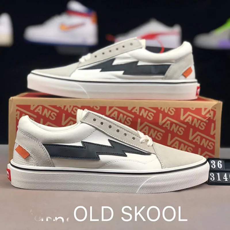 

New couple casual shoes skateboard shoes vulcanized shoes men and women street dance shoes