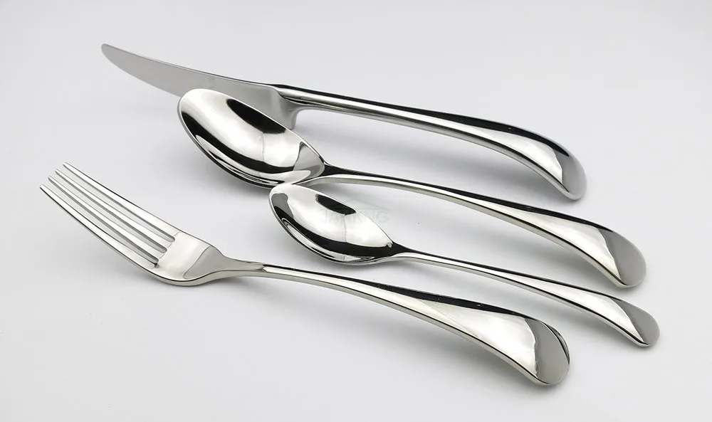 Flatware Set (1)