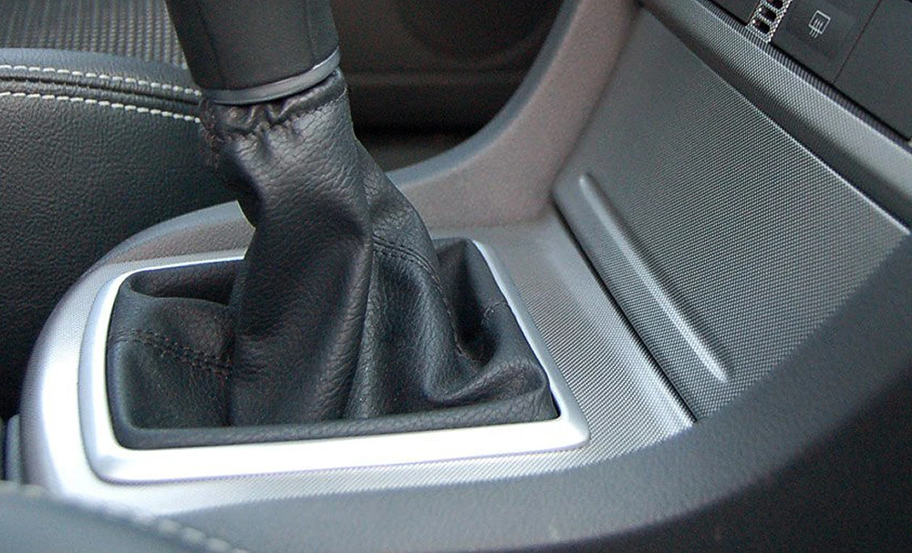 Шестерня переключения передач автомобиля переключения передач рычаг переключения передач пылезащитный чехол кожаный чехол для Ford Focus MK2 2005-2011 аксессуары для интерьера