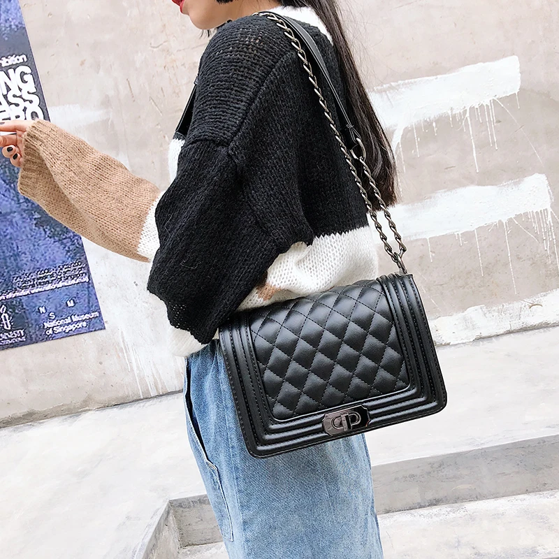 

Crossbody Bags For Women Messenger Bags 2018 Vintage Leather Bags Handbags Women Famous Brand Rivet Small Shoulder Bags