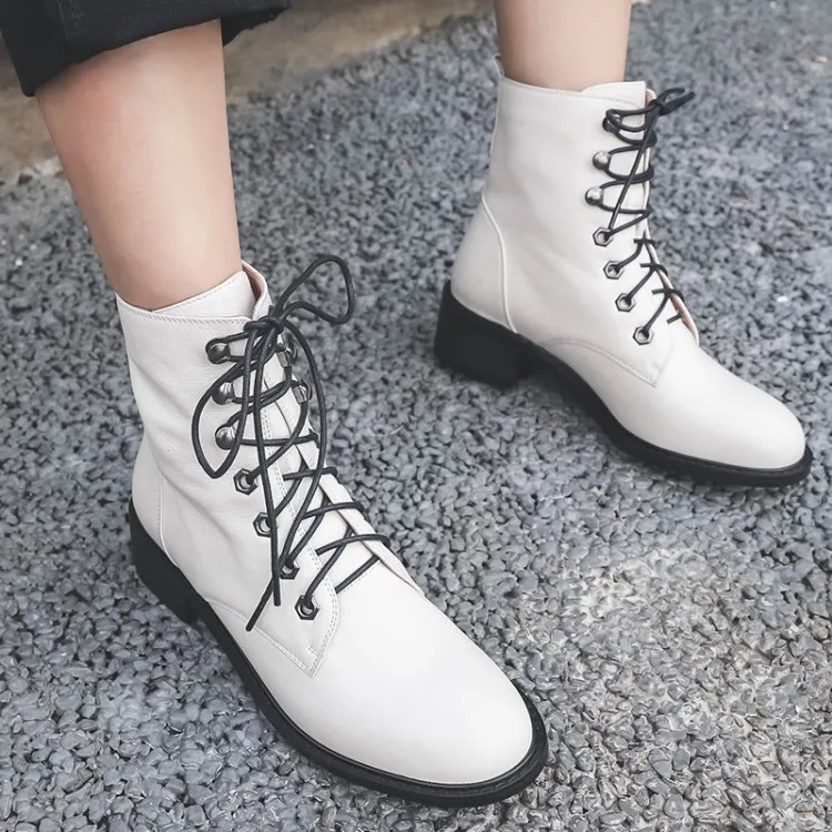 GPOKHDS/; женские ботильоны; мягкие зимние ботинки из коровьей кожи с плюшевой подкладкой и заклепками белого цвета; ботинки для верховой езды на высоком каблуке с круглым носком; размер 40