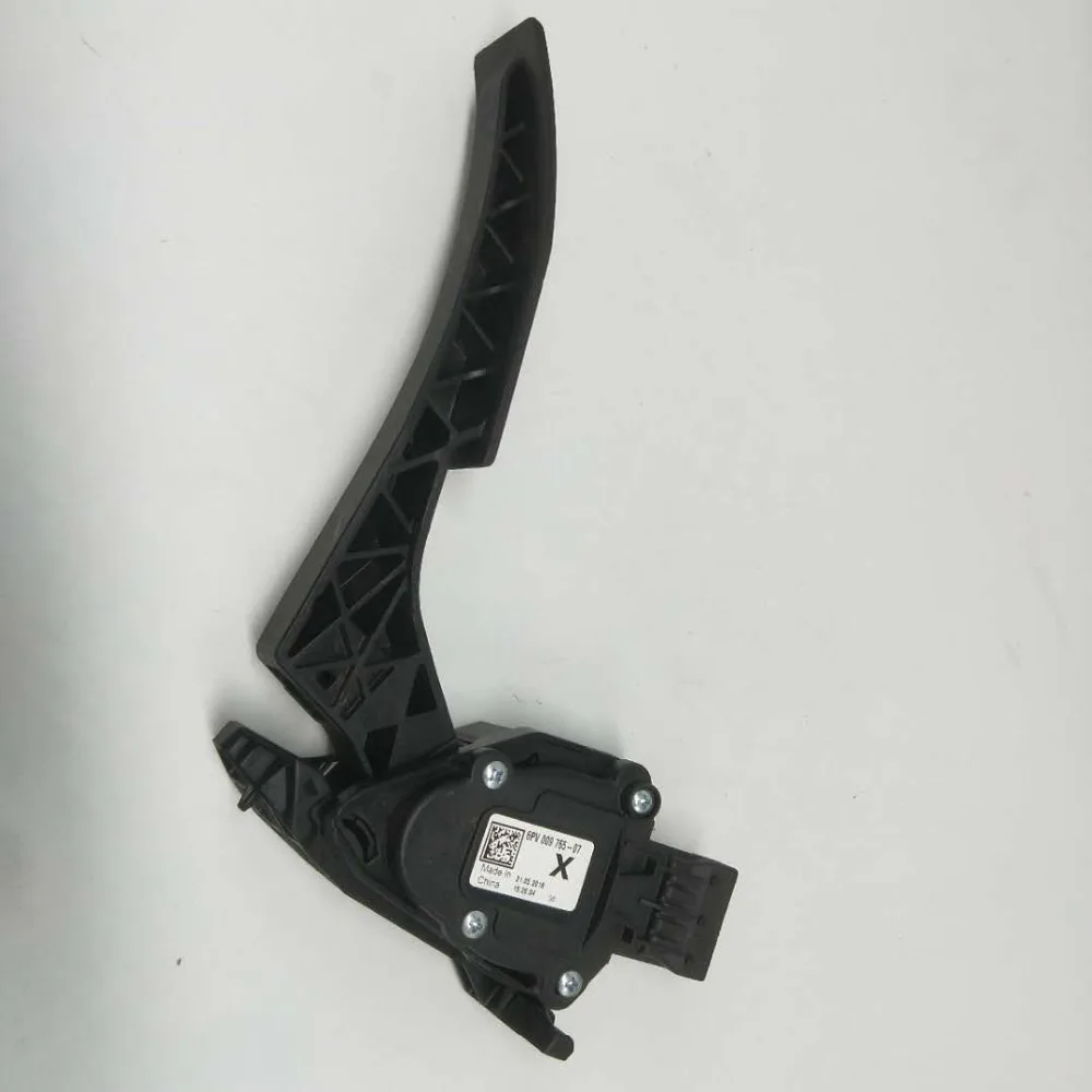 

The accelerator pedal suitable CHEVROLET CRUZE BUICK VERANO TURBO NEW REGAL OE NUMBER 13252702