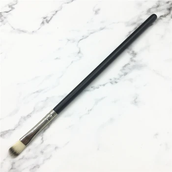

Professional 194 Small Concealer Brush Detail Eye Shadow Make up Brush Beauty