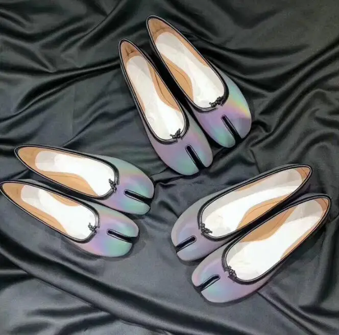 

2019 Hot Selling Laser Pattern Round toe Switch Flat with Shoes For Woman Party Slip on Boat Shoes Night club Dance shoes