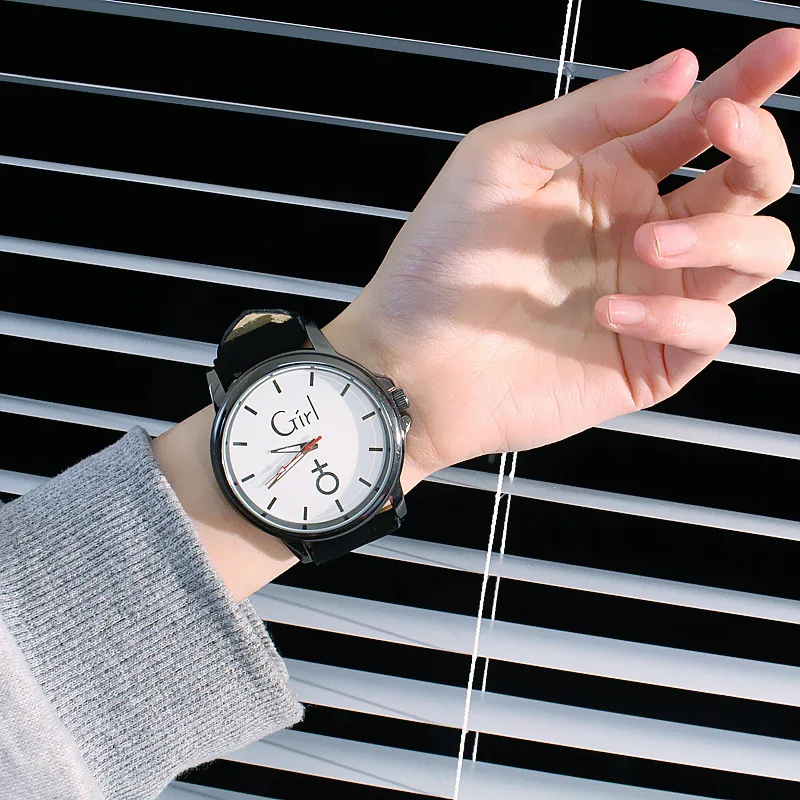

8SEASONS PU Leather Quartz Wrist Watches Black White Color Boy Girl Couple Watch Round Trendy Simple Women Men Jewelry, 1 Piece