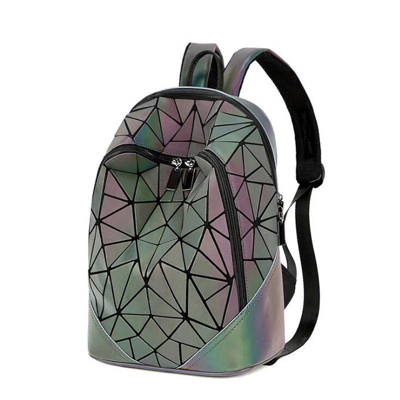 

Wobag 2018 New Luminous Irregular Triangle Sequin Backpack for Women Fashionable Rucksack Female Backbag Korean