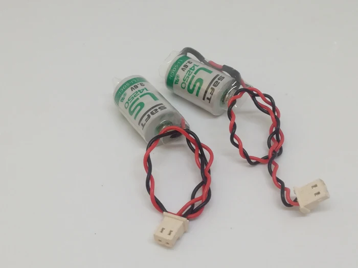 

10pcs/lot New Original SAFT LS14250 14250 1/2AA LiSOCL2 3.6V 1250mAh PLC Battery Batteries With Plug