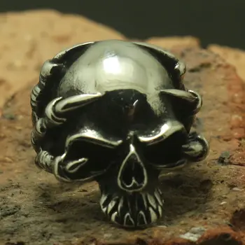 

Men Boy 316L Stainless Steel Cool Punk Gothic Ghost Claw Skull Ring Factory Price
