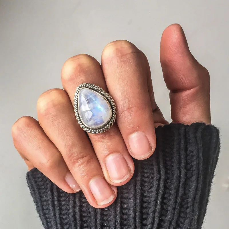 

Vintage Moonstone Rings For Women Girls Antique Tibetan Silver Water Drop Healing Crystal Ring Boho Indian Jewelry Gifts R559