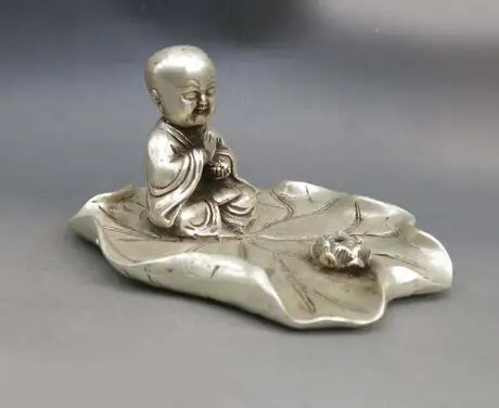 

HANDWORK UNIQUE SILVER COPPER ELEPHANT Fine China silver carved beautiful buddhism buddha on lotus leaf Statue