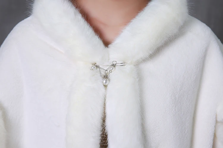 JaneVini короткие болеро с капюшоном для женщин Зимние Свадебные накидки из искусственного меха Болеро Fourrure Свадебная белая накидка легкое пальто Novia