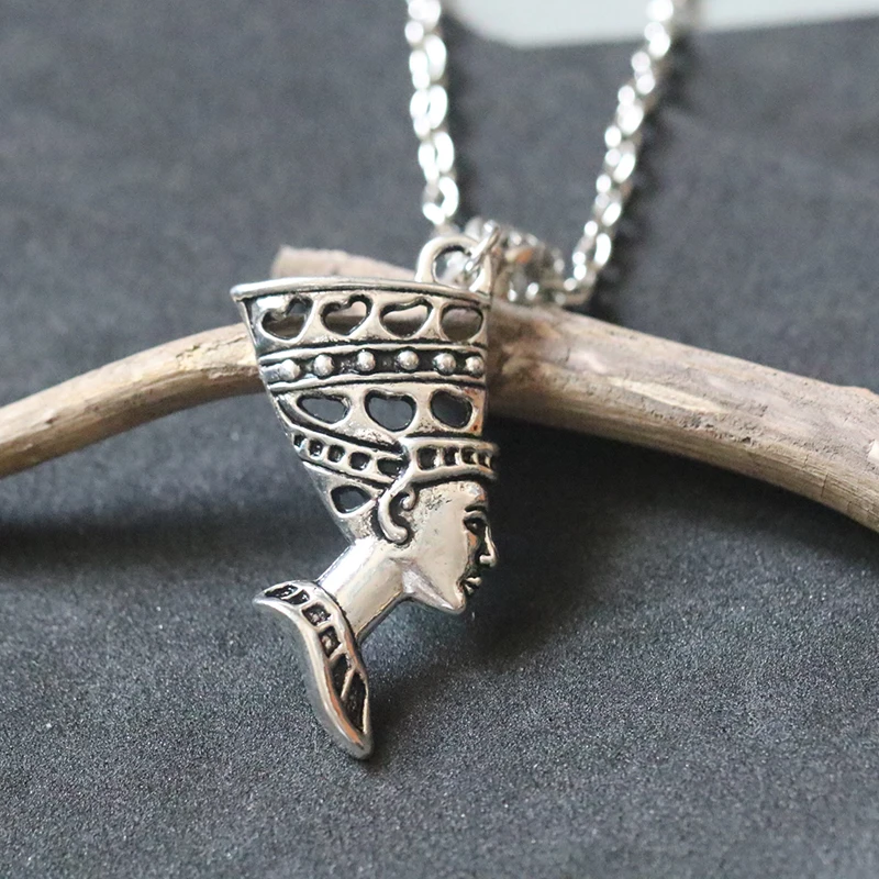 

Egyptian Gods Protection Necklaces Vintage Silver Egypt Queen Nefertti Goddess Pendant Necklace Choker Collier Bijoux Women gift
