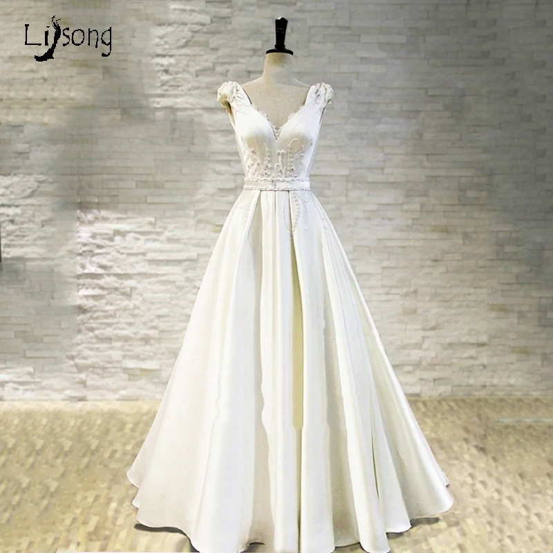 

Ivory Off White Chic Satin Beaded Wedding Dress Pleated Floor Length Vintage Simple Bridal Formal Maxi Gowns Custom Made Fashion