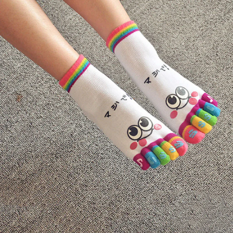 Новинка; милые забавные носки с пятью пальцами для девочек; тренерские носки; цвет радуги; женские короткие носки с большими глазами - Цвет: White